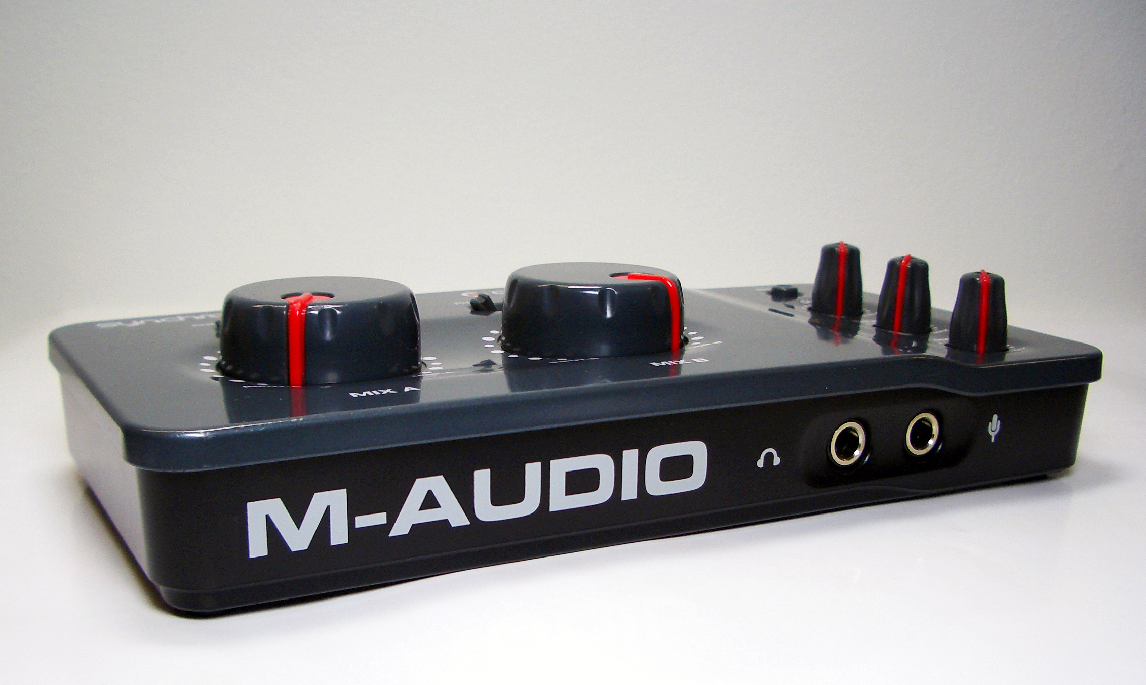 M-Audio Torq Conectiv-Vinyl/ CD Test - Bonedo