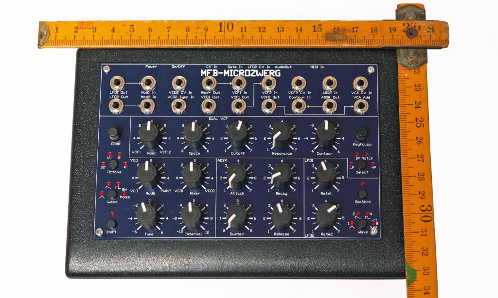 MFB MEGAZWERG アナログシンセサイザー(セミモジュラーシンセ) MFB