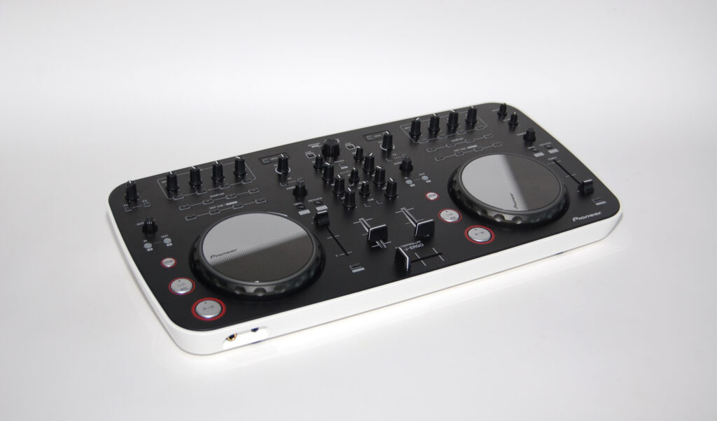 DJ機材 Pioneer DDJ-ERGO-V DDJ-ERGO-V (archived) DJ controller for Virtual DJ Limited