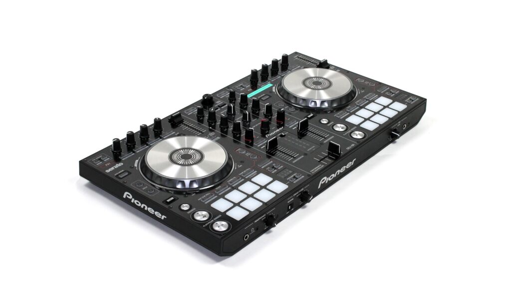 Pioneer_DDJ_SR_Teaser_1- 