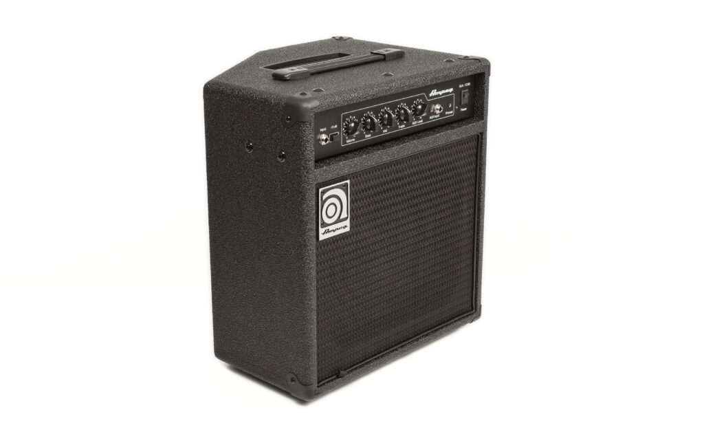 アンプ Bassamp Series BA-108 Ver.2 Ampeg BA-108 V2 review | Guitar World
