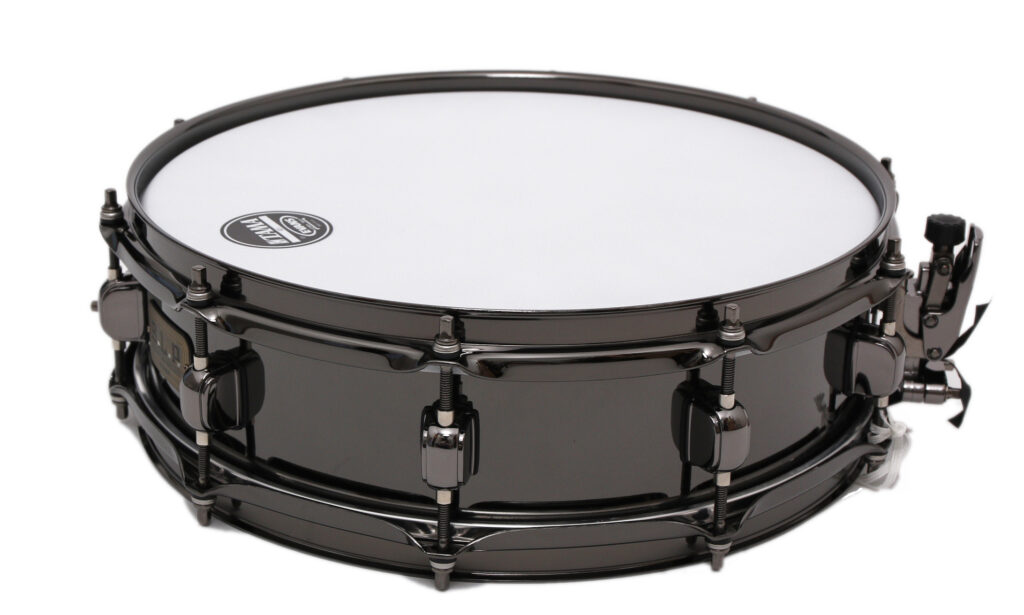 Tama S.L.P. 14 x 4 Black Brass Snare Test - Bonedo