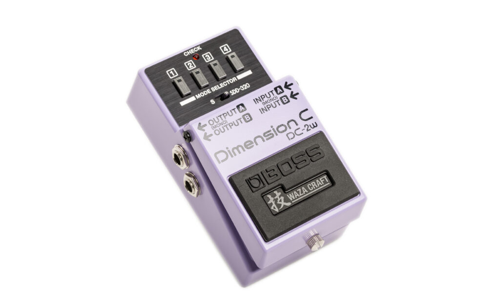 Boss DC-2W Dimension C Test - Bonedo