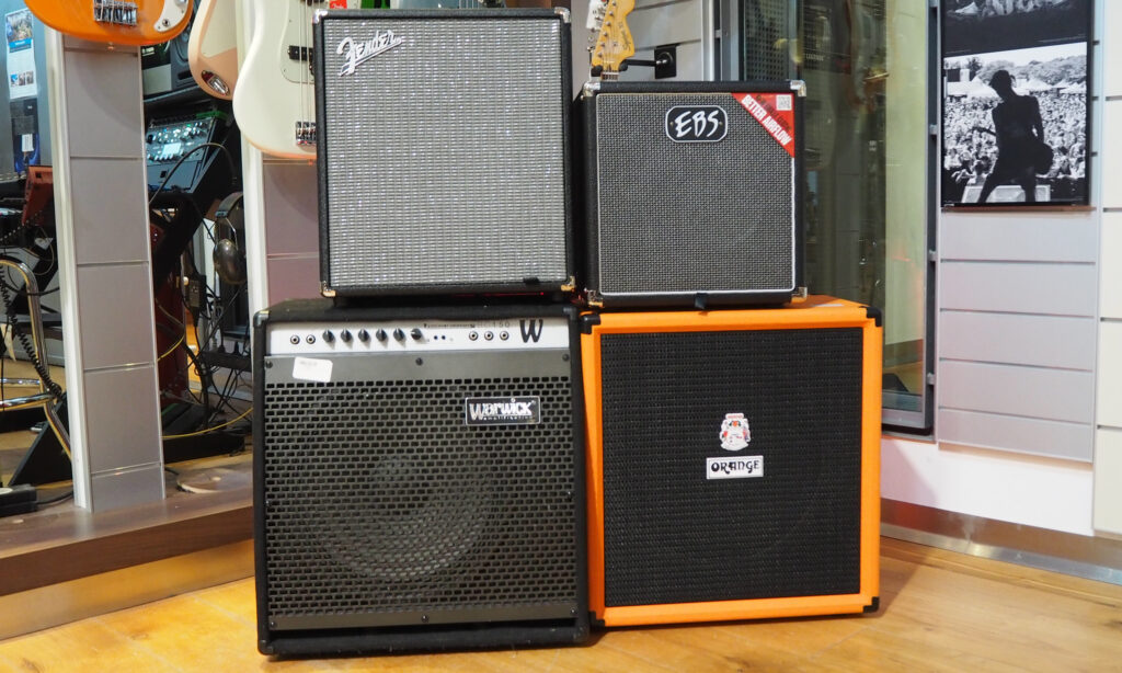 Kleine Proben oder sogar Gigs kann man mit Mittelklasse-Basscombos schon bestreiten - die Grenzen des Machbaren sind hier aber schnell erreicht!