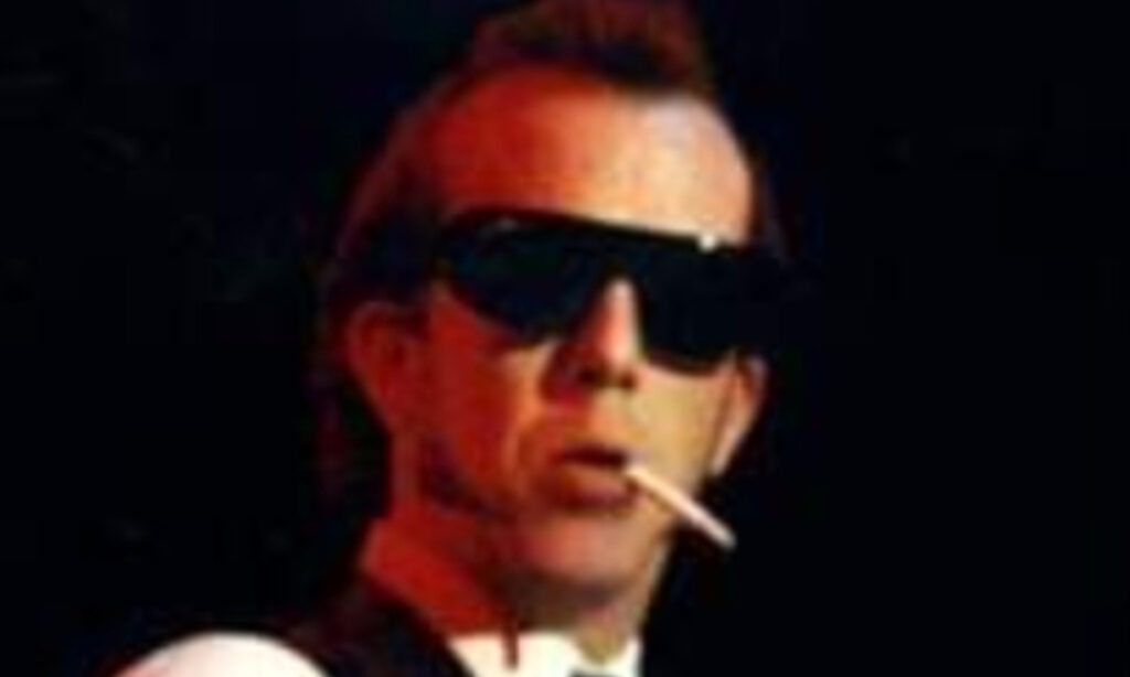 Mario Cipollina: Blaupause eines stylischen Bassisten!