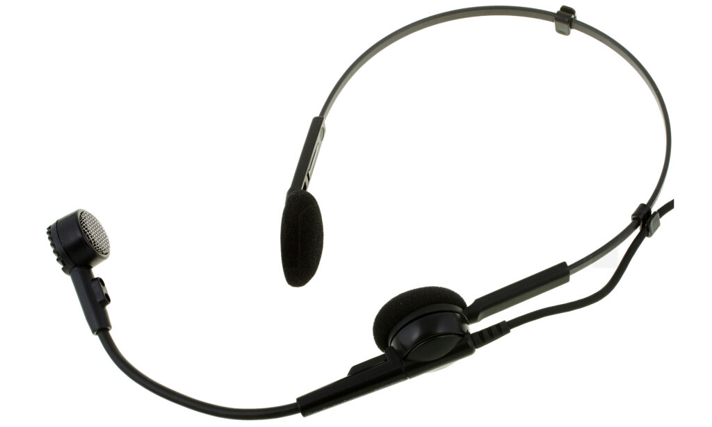 Das Audio-Technica Pro 8 Hex Headset-Mikrofon macht Keyboarder unabhängig vom stationären Mikro. (Foto: Thomann)