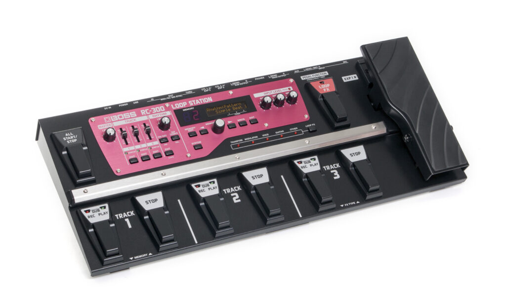 Looper-Pedale, hier das Boss RC 300, sehen je nach Hersteller und Funktionen ganz unterschiedlich aus.