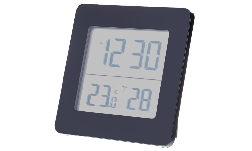 Immer richtig informiert über Temperatur, Luftfeuchtigkeit und Zeit. (Foto: Thomann)