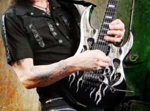 Michael Angelo Batio Artikelbild