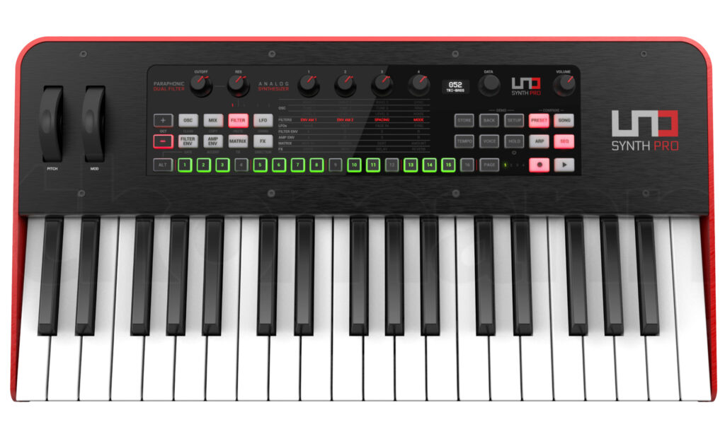 IK Multimedia UNO Synth Pro