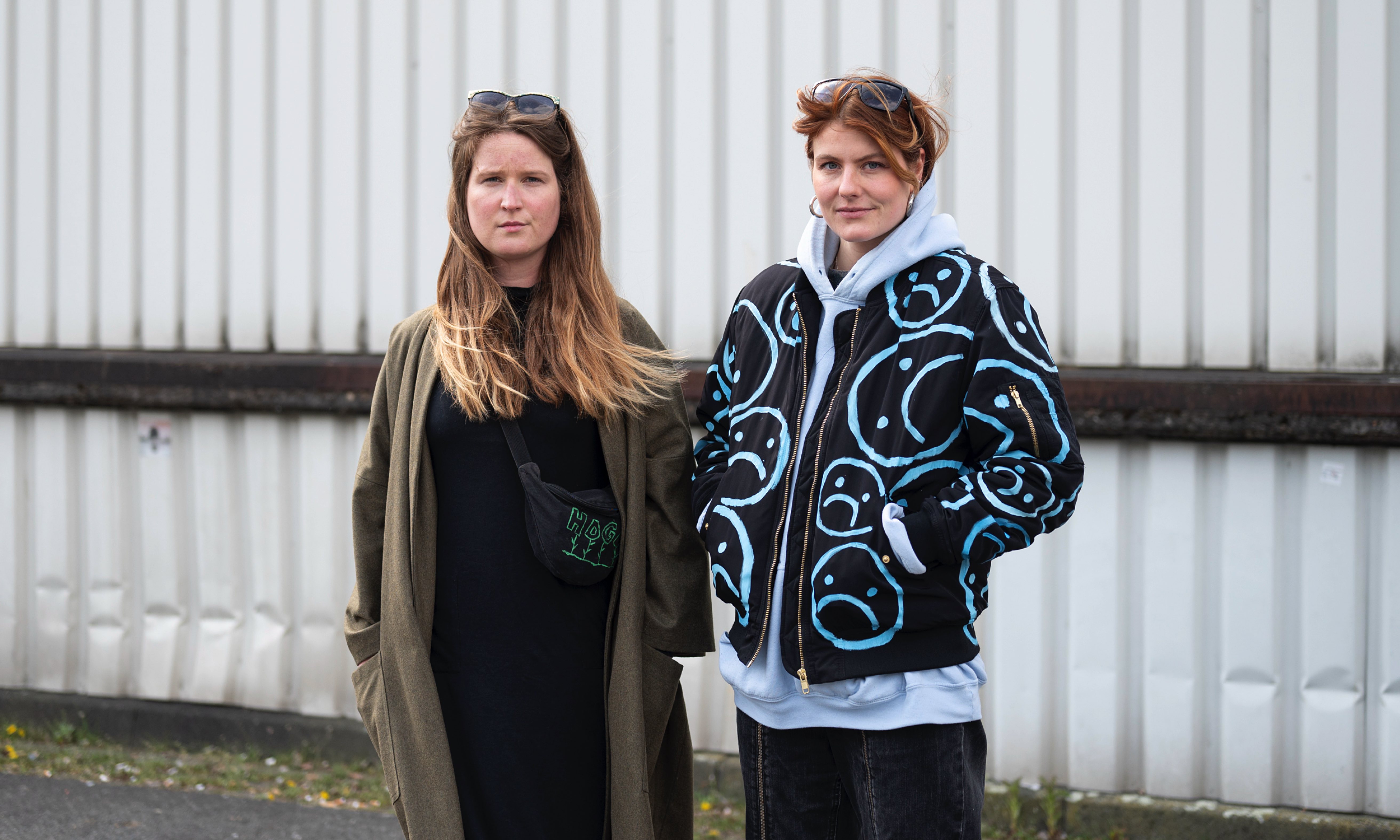 COCK AM RING - Initiative macht mit Charity-Sampler auf soziales Ungleichgewicht bei Rock am Ring aufmerksam Artikelbild