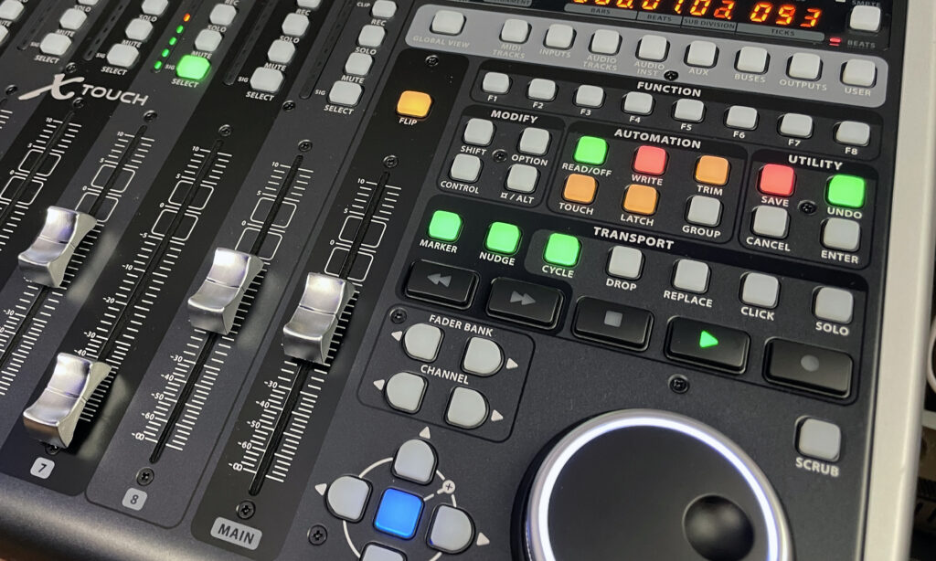 Behringer X Touch Transport Sektion mit Ableton Live