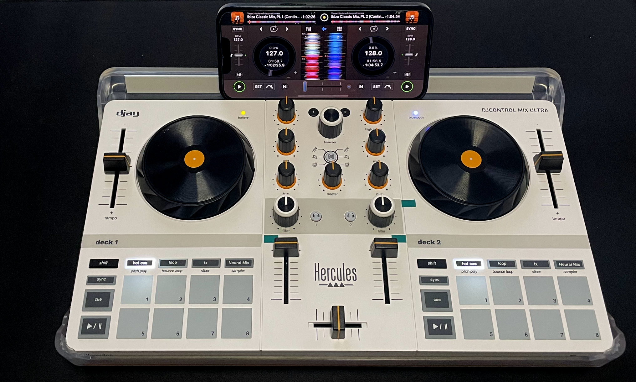 Hercules_DJControl_Mix_Ultra_8.jpg