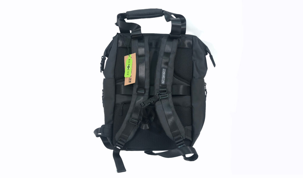 Die robusten Gurte und Griffe des Magma Solid Blaze Totepack 85 erlauben bequemes Tragen