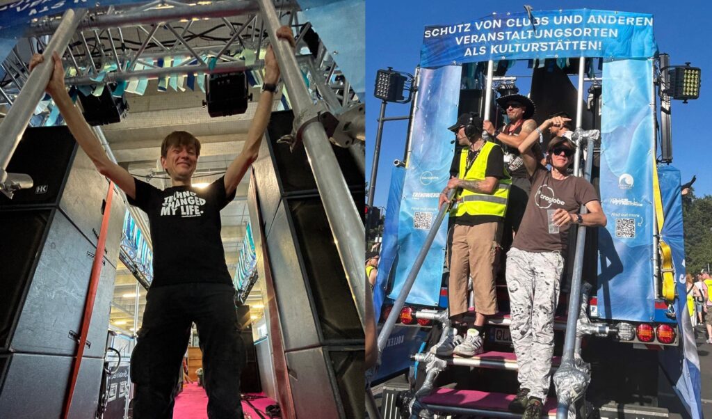 Mijk van Dijk auf der Treppe am Wageneingang, links beim Aufbau, rechts auf der Parade.