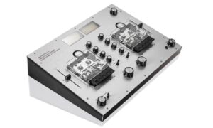 Gost Zvuk Magnitron 1: DJ-Tapedeck mit Mischpultfunktion Artikelbild