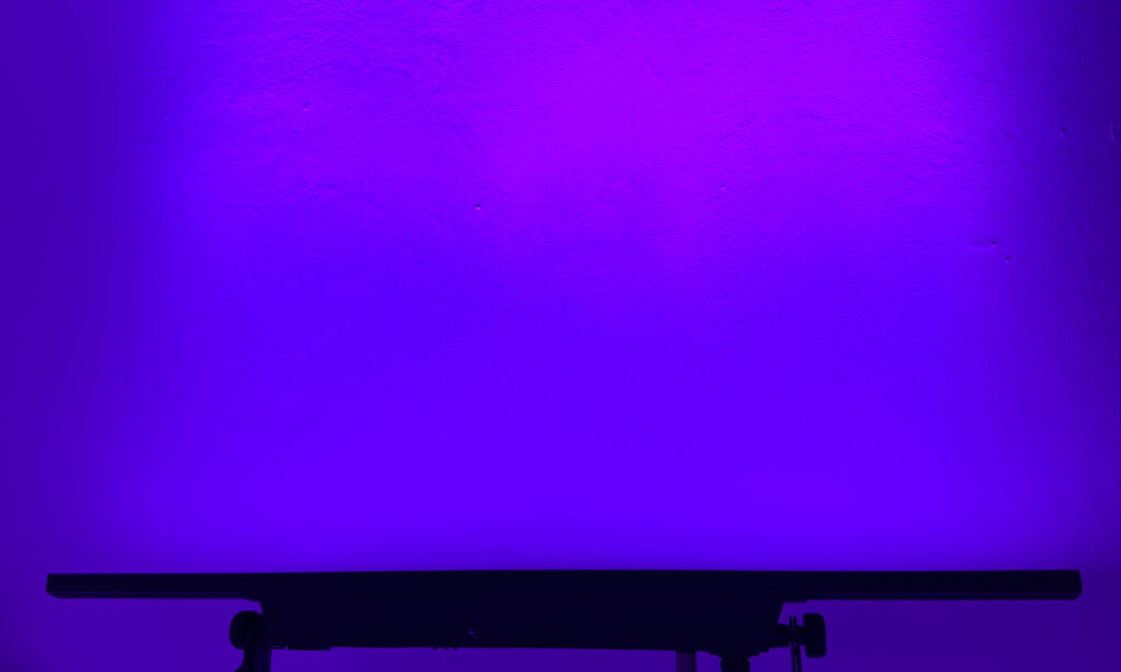 … kann die Lampe breite Abschnitte beleuchten