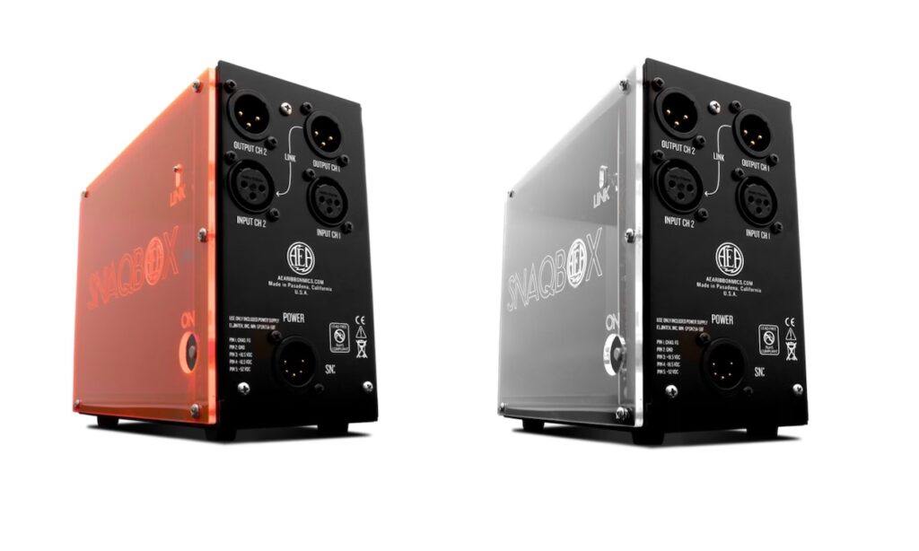 AEA Snaqbox in transparent und fluoreszierend (Bildquelle AEA)