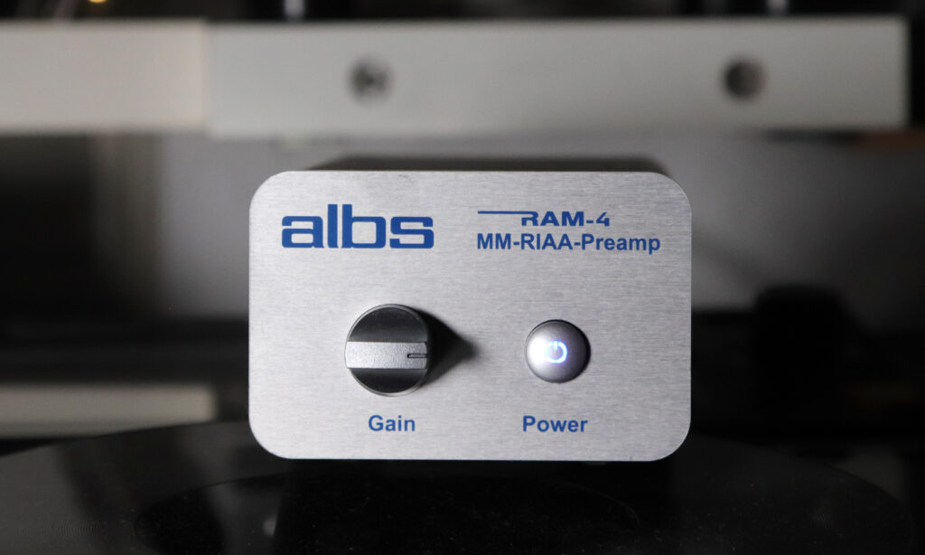 Unser MM-Preamp für den Audiotest, ein RAM-4 von ALBS