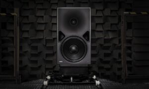 Genelec 8380A: Aktiver Dreiwege Monitor Lautsprecher Artikelbild