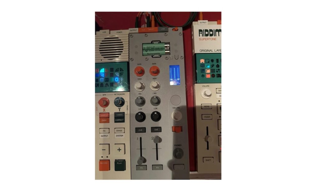 Teenage Engineering RIDDIM Mixer (Bildquelle: Reddit)