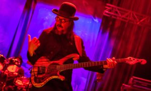Die 10 besten Bassriffs von Les Claypool (Primus) Artikelbild