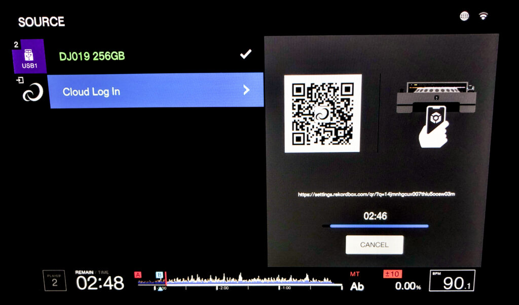 Die Authentifizierung für abonnierte Streamingservices läuft über QR-Code-Scan oder den NFC-Touchpoint 