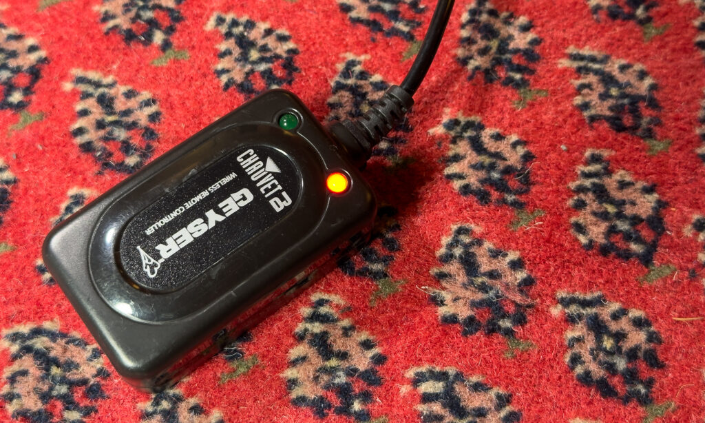 Die Lampe des Empfängers zeigt an, wann die Maschine aufgeheizt ist