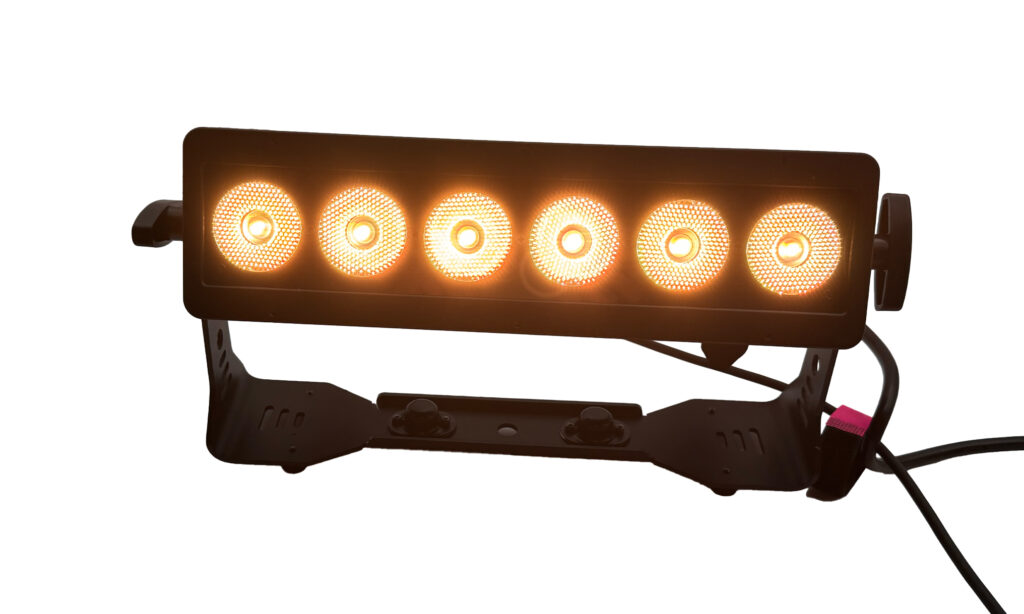 Die Varytec Event Bar IP 620 kommt mit Power