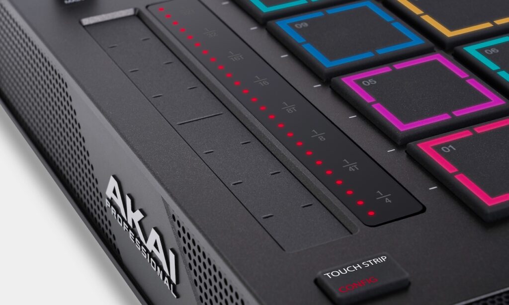 MPC LIVE III Touch-Strip  (Bildquelle: Akai Professional) 