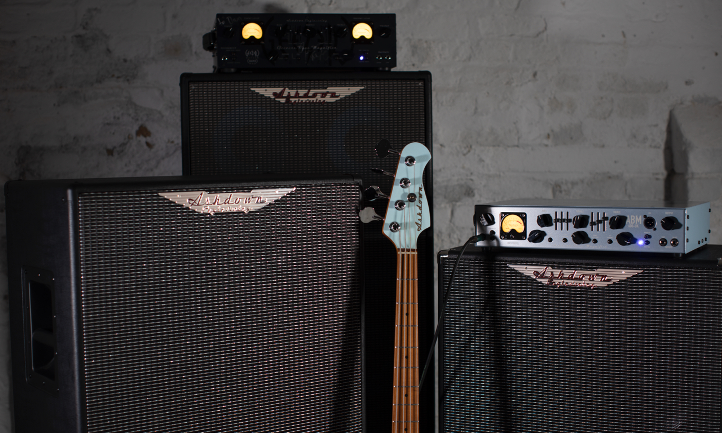 Ashdown progagiert "made in Britain": UK-gefertigte ABM-Amps und Classic Custom Shop-Boxen Artikelbild