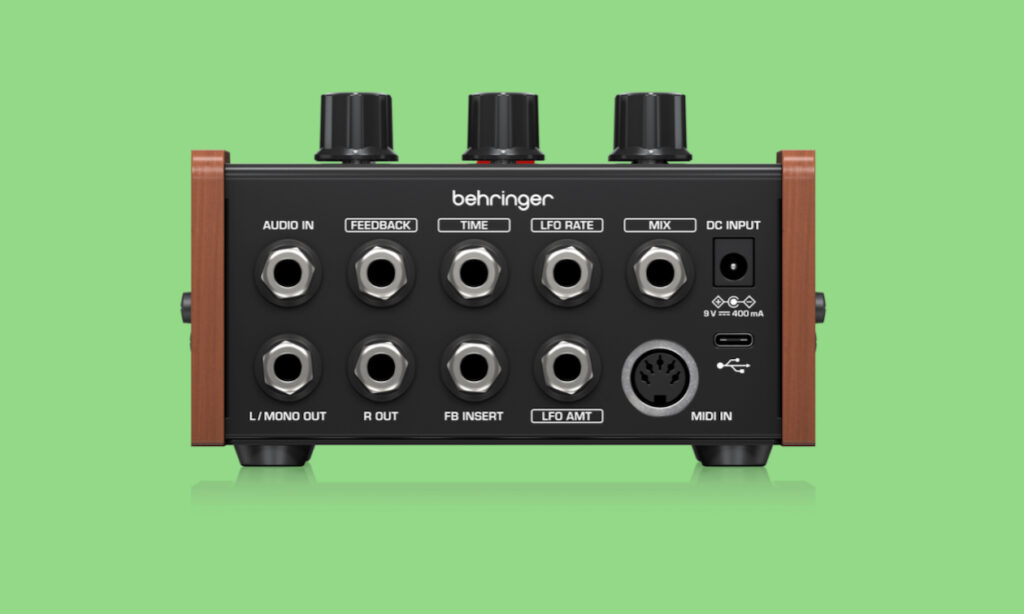 BM-18M Cluster Box (Bildquelle: Behringer)