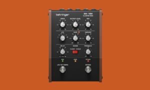 Behringer BM-18M Cluster Box: Moog MF-108M Cluster Clone Artikelbild