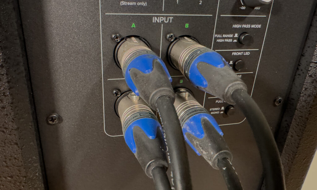 Beim Umschalten des Mono/Stereo-Modes kommt es zu Laustärkesprüngen
