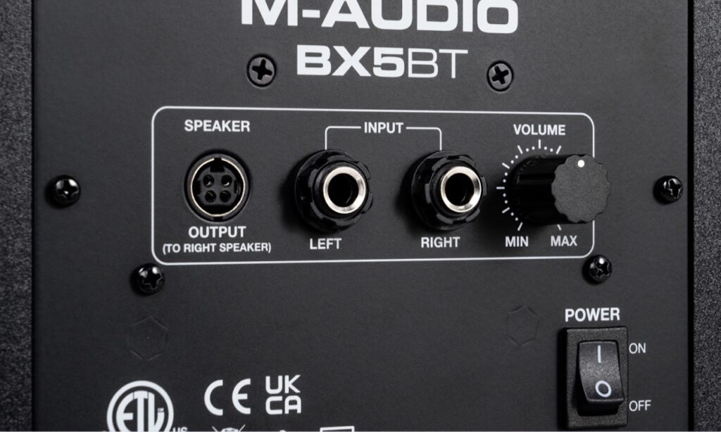 BX5BT Anschlüsse (Bildquelle: M-Audio)