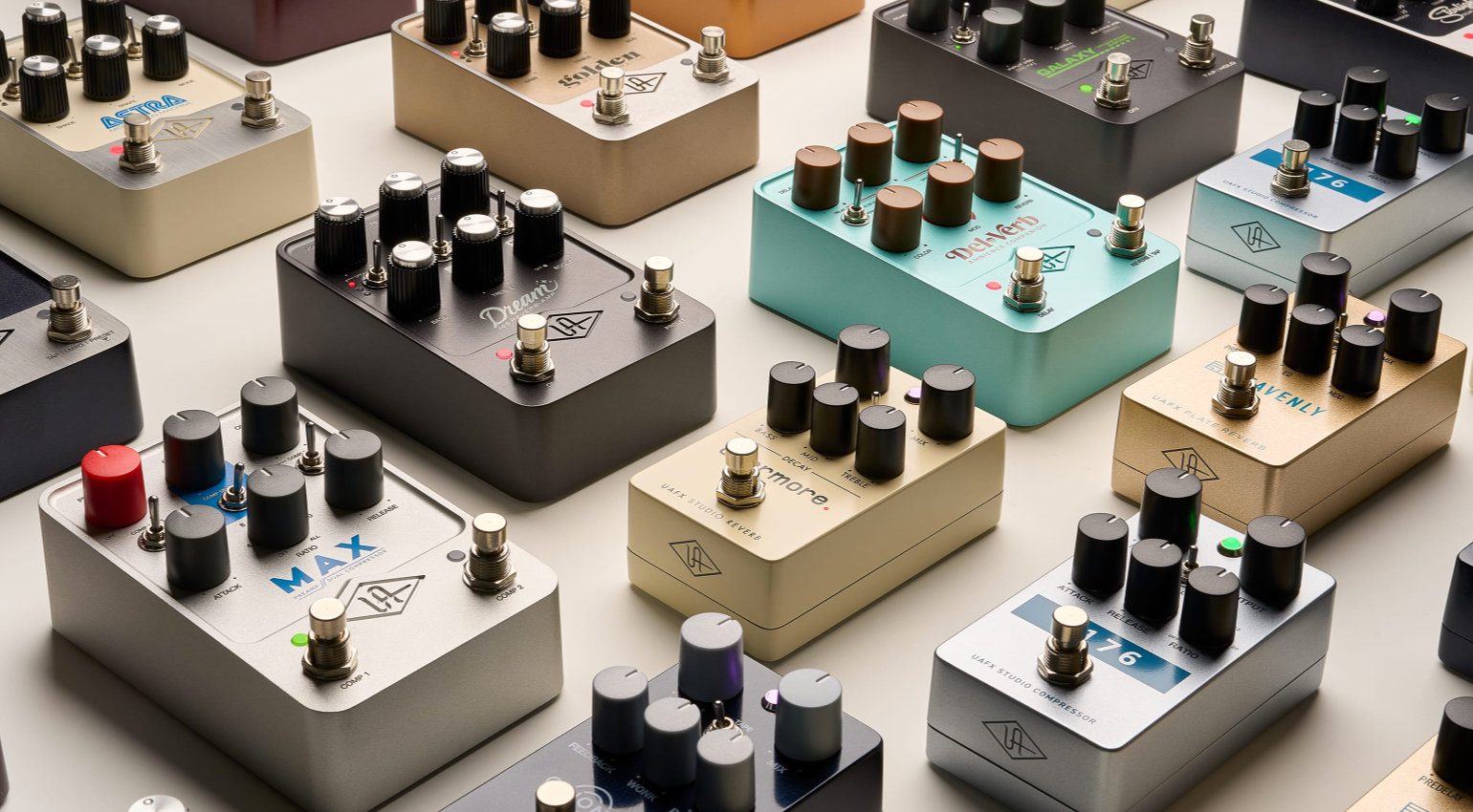 Gitarren-Deals: UAFX-Pedale