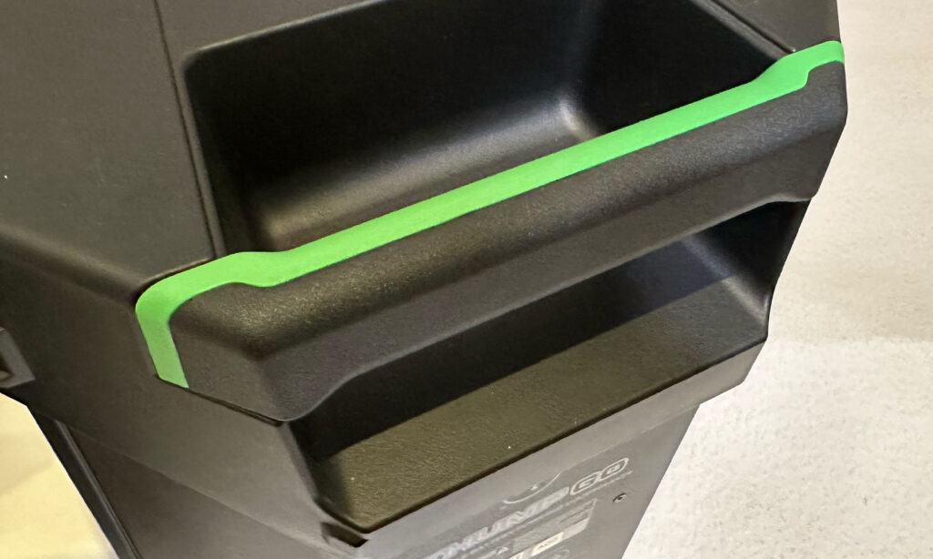 Mackie Thump GO Mobile Party Bundle