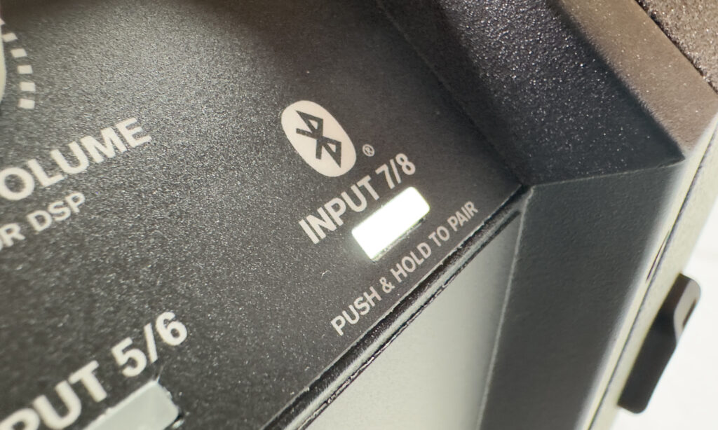 Der Button zur Verbindung mit Bluetooth-Audio-Geräten