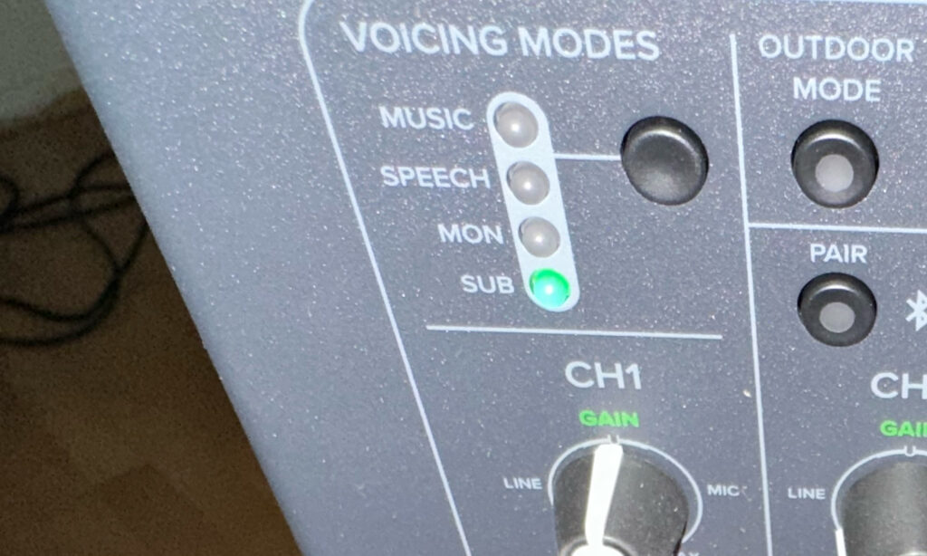 Klanglich ist der Sub Mode des Mackie Thump GO identisch mit dem HPF Filter des Subs
