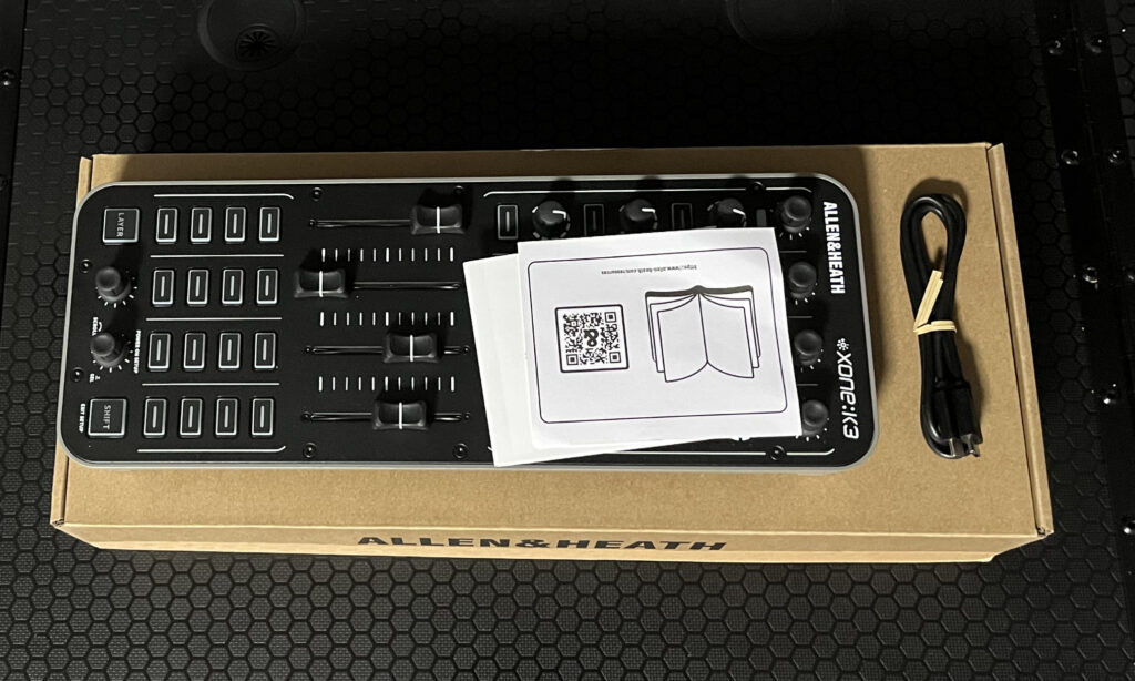 Bilder Auspackstrecke des Allen & Heath Xone:K3