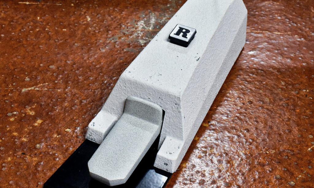 MK8 Monolith Beton Look Pedal (Bildquelle: Rhodes)