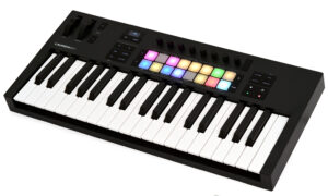 Novation Launchkey 37 MK4