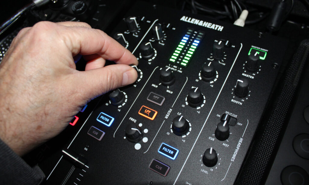 Kann Allen & Heath XONE:24 im Mix überzegen?
