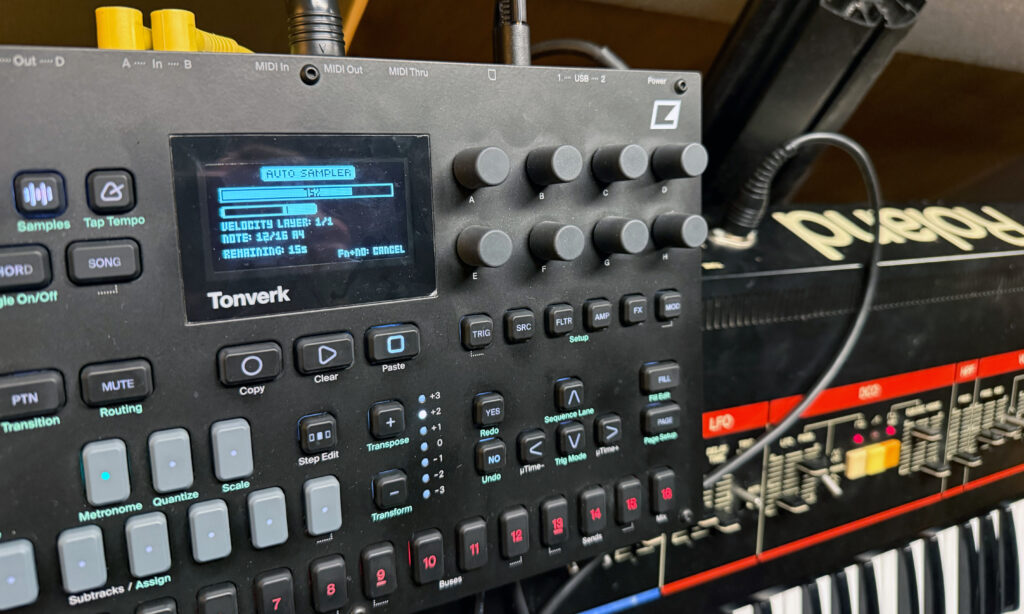 Elektron Tonverk & Roland Juno-6