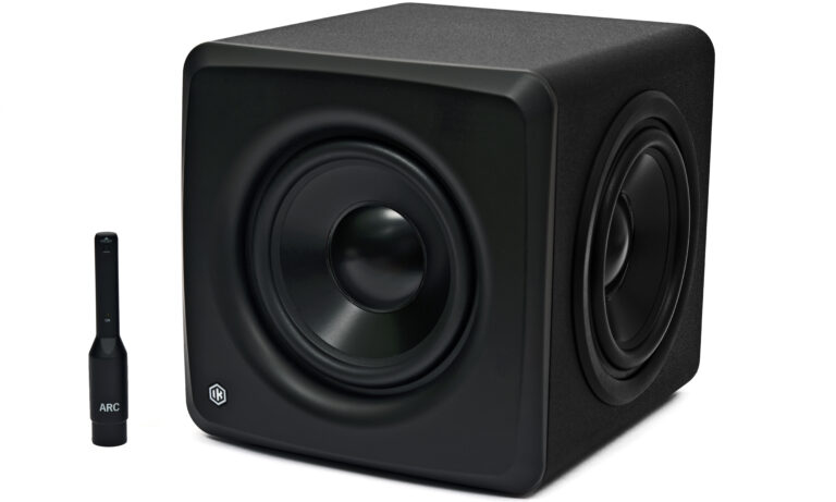 IK Multimedia iLoud Sub Test – kompakter Raumkorrektur-Subwoofer fürs Studio Artikelbild