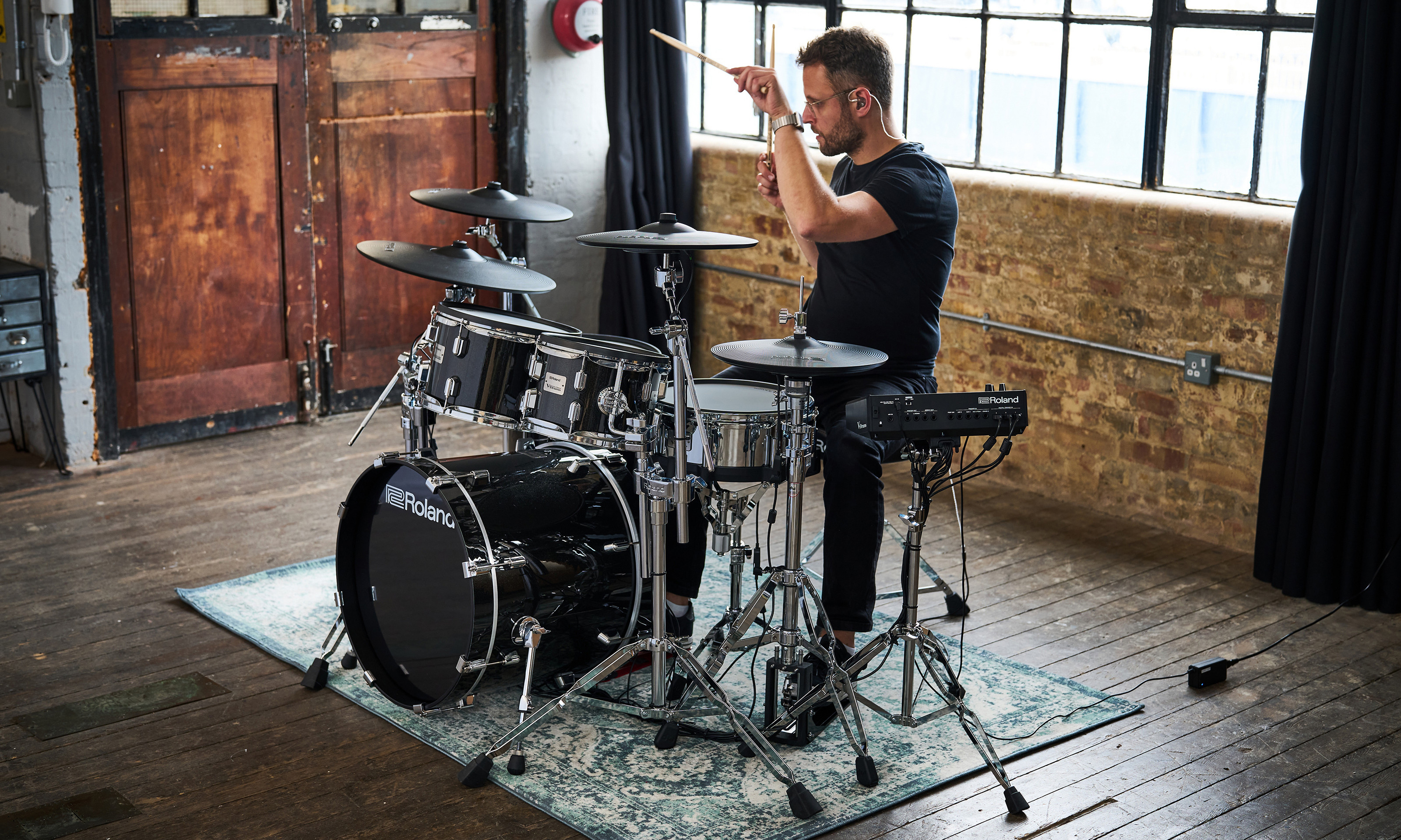 NAMM 2026: Roland zeigt die 3 Series und 5 Series V-Drums Artikelbild