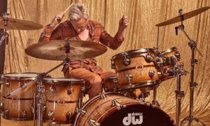 NAMM 2026: Josh Freese und Karl Perazzo und erhalten Lifetime Achievement Awards Artikelbild