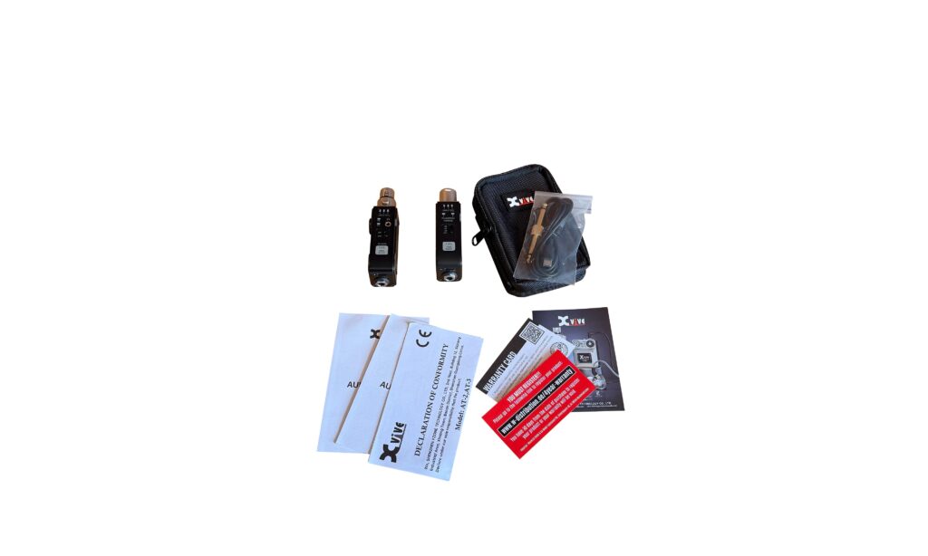 Der Lieferumfang des XVive AT-3 