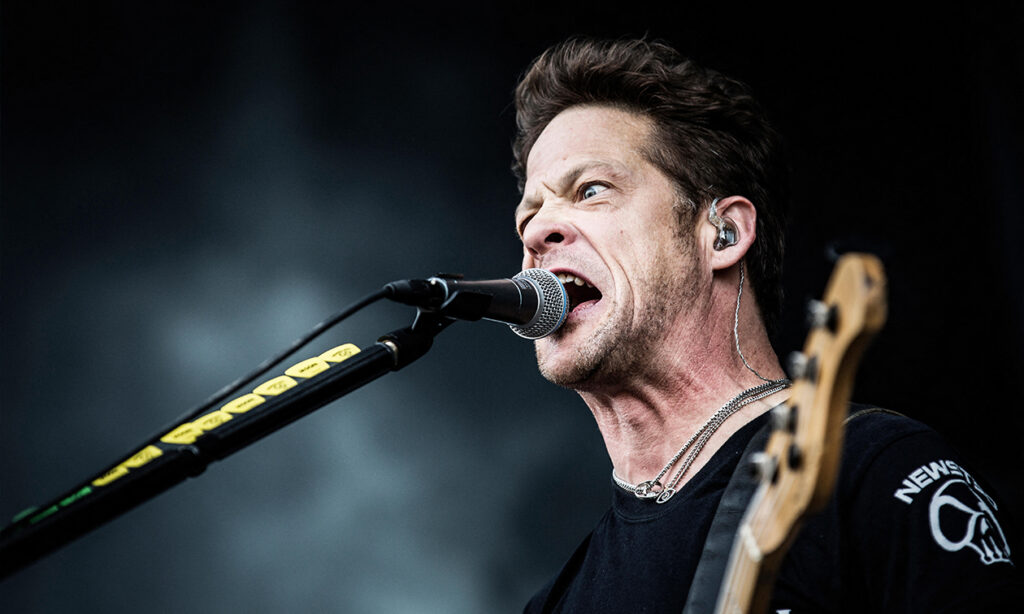 Metal-Bass spielen lernen Jason Newstedt