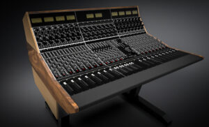 H2 Audio: Helios Olympic 1100 Series Analog Studio Console lässt aufhorchen! Artikelbild